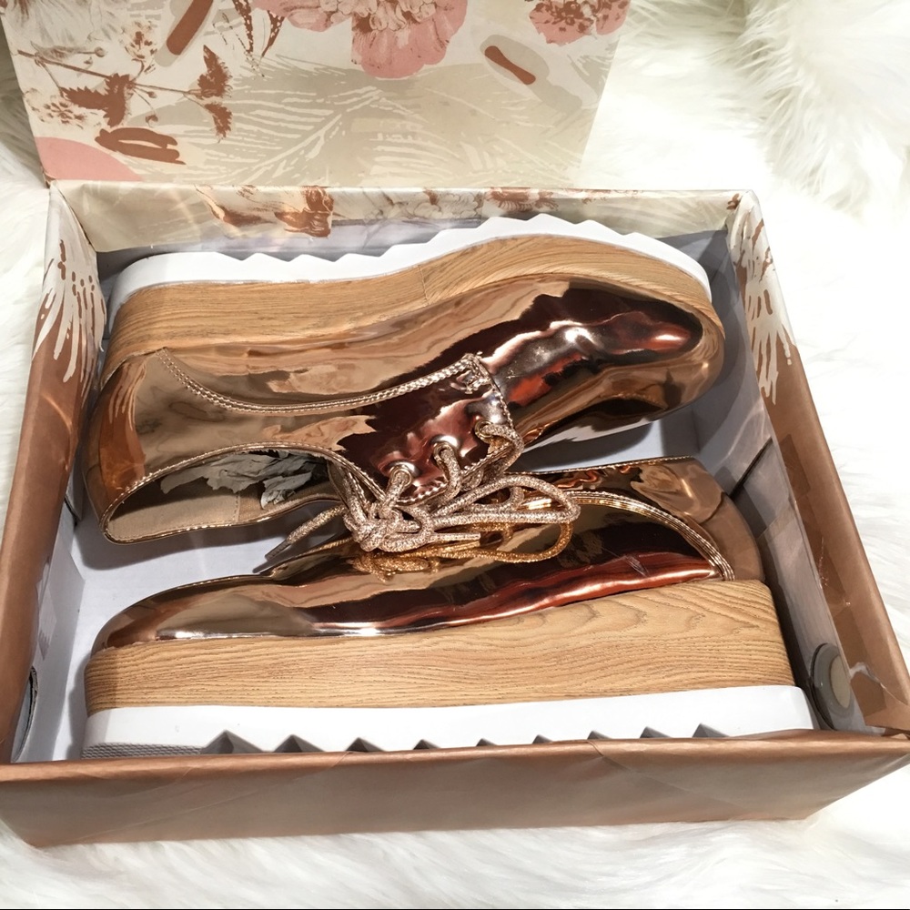 Rose gold platform sneakers - Picture 3 of 4